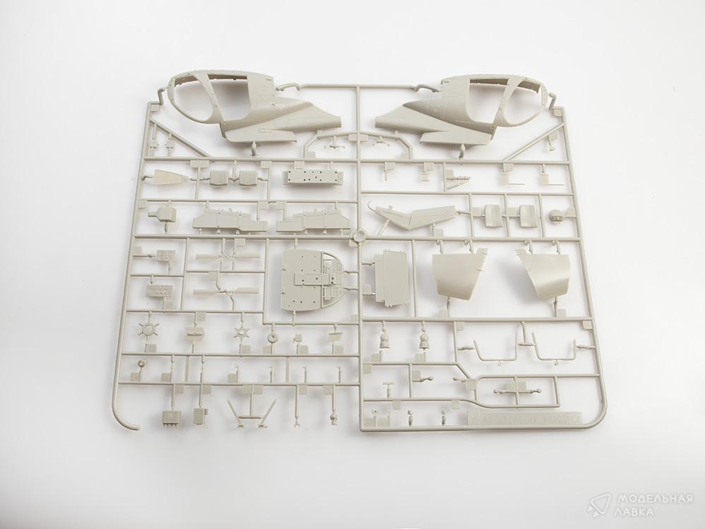 Сборная модель AH-6M/MH-6M Little Bird в масштабе 1:35 Kitty Hawk Сборная модель AH-6M/MH-6M Little Bird Kitty Hawk