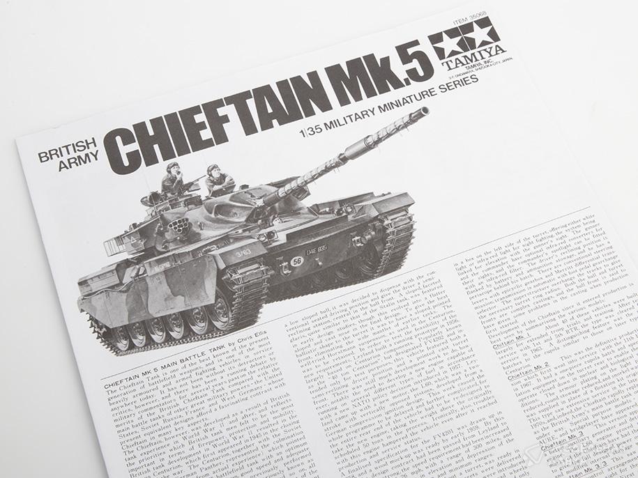 Сборная модель английский танк Chieftain Mk.5 с 3-мя фигурами в масштабе 1:35 Tamiya Сборная модель английский танк Chieftain Mk.5 с 3-мя фигурами Tamiya