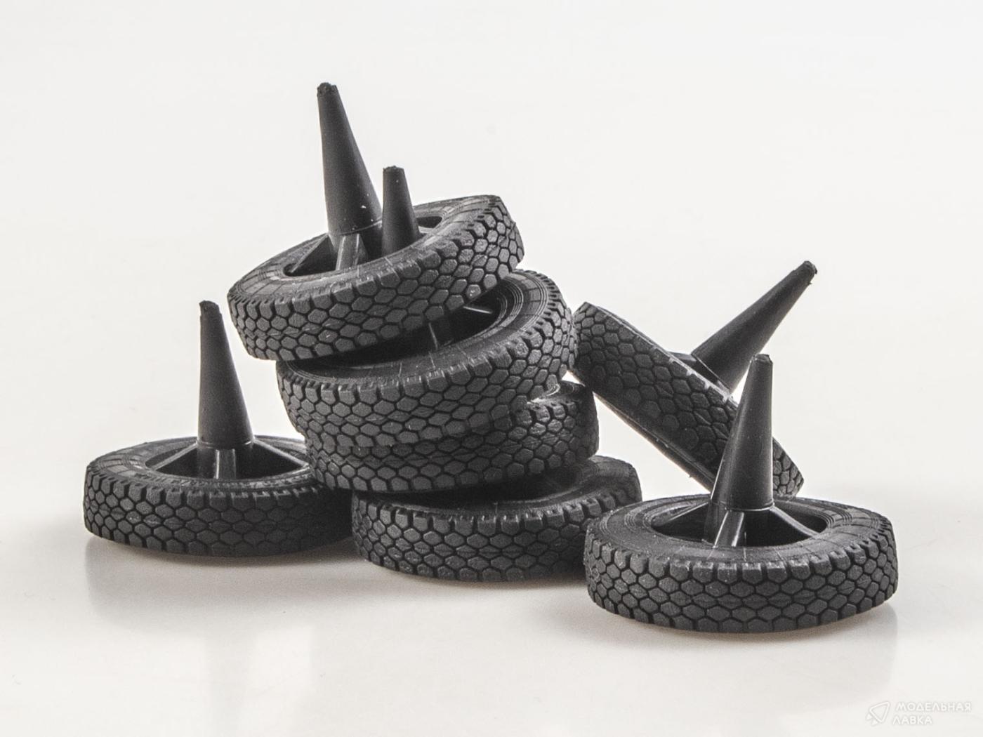 Сборная модель АПМ-90М (130) аэродромная посадочно-светомаячная станция AVD Models