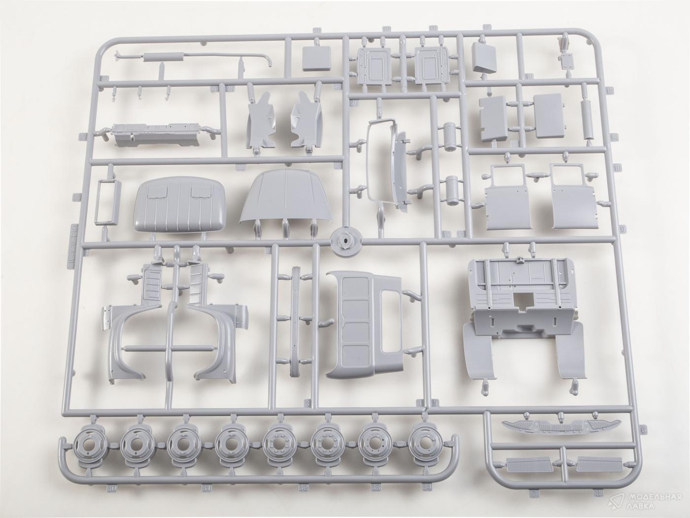 Сборная модель АПМ-90М (130) аэродромная посадочно-светомаячная станция AVD Models