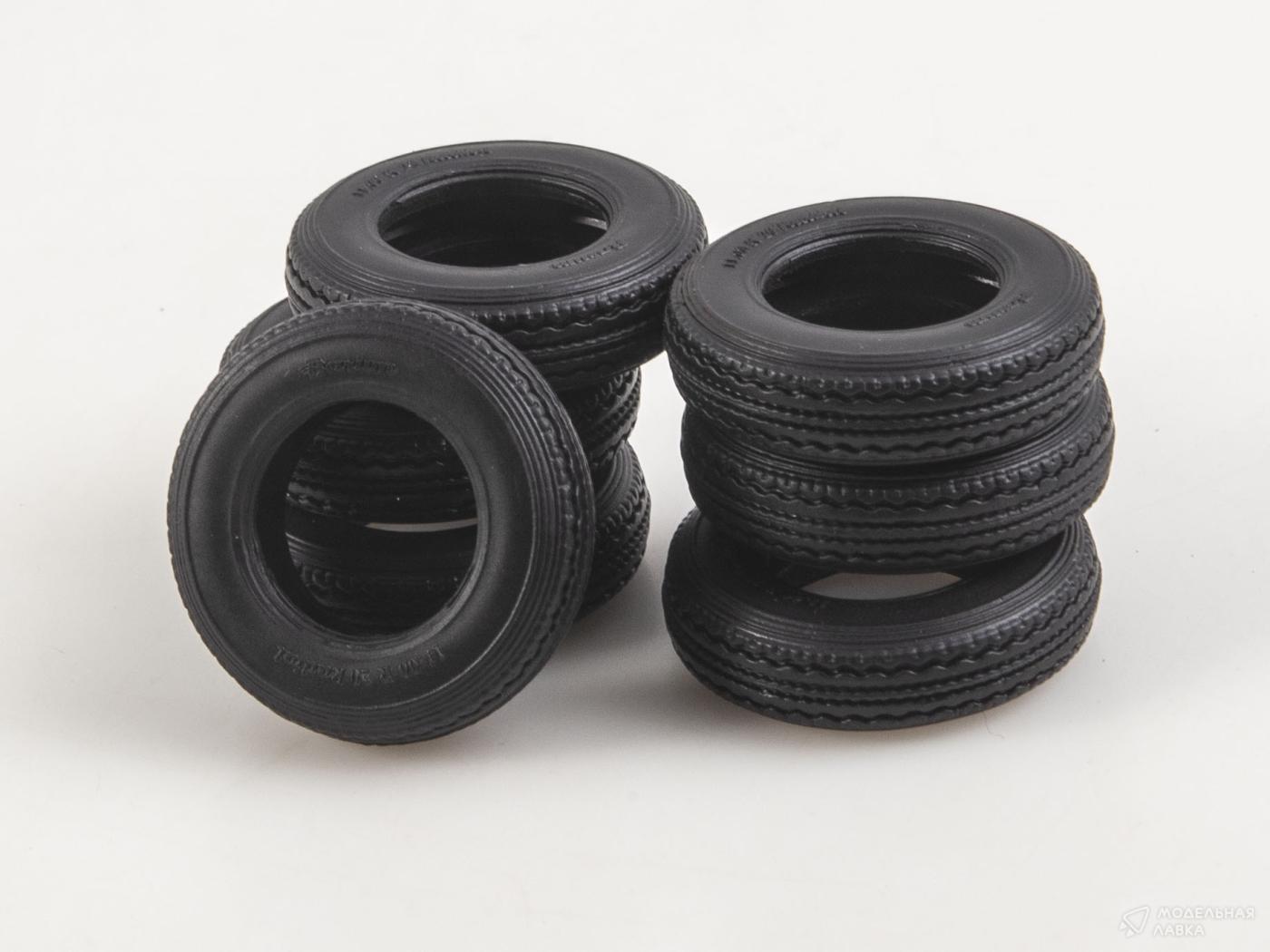 Сборная модель бортовой автомобиль SKODA 100.05 AVD Models