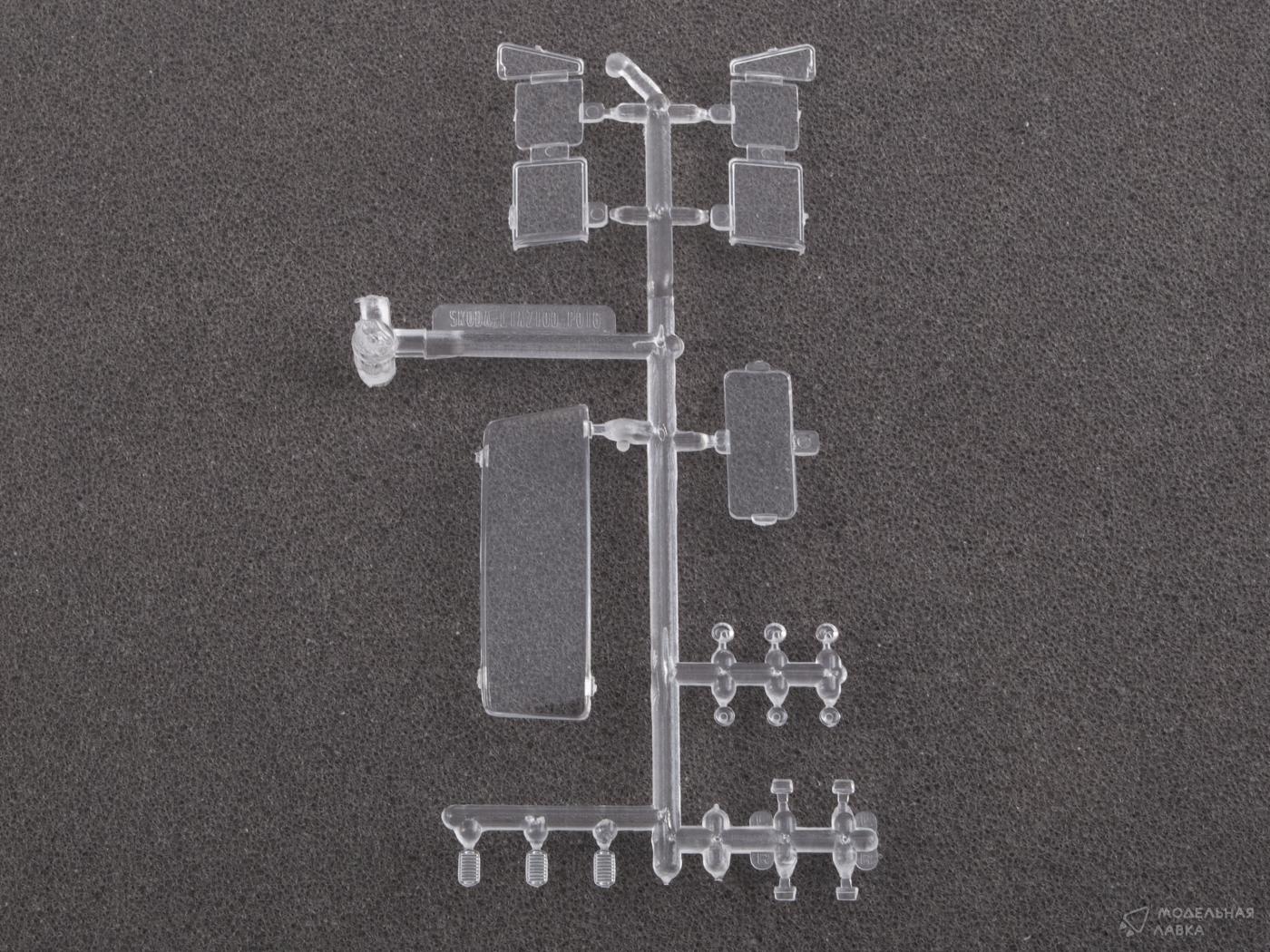 Сборная модель бортовой автомобиль SKODA 100.05 AVD Models