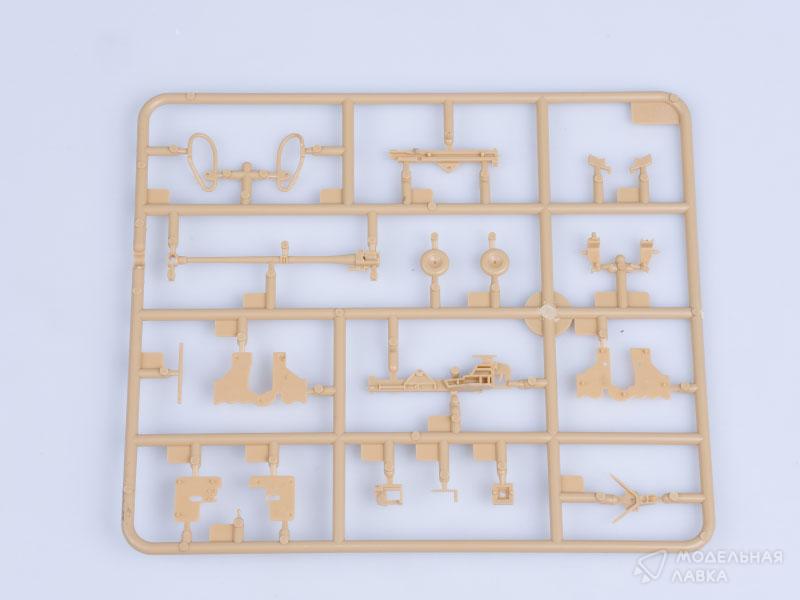 Сборная модель бронеавтомобиль German Le.Pz.Sp.Wg Sd.Kfz.221 Leichter Panzerspahwagen-Early в масштабе 1:35 Hobby Boss Сборная модель бронеавтомобиль German Le.Pz.Sp.Wg Sd.Kfz.221 Leichter Panzerspahwagen-Early Hobby Boss