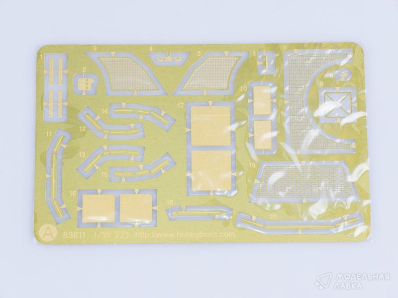 Сборная модель бронеавтомобиль German Le.Pz.Sp.Wg Sd.Kfz.221 Leichter Panzerspahwagen-Early в масштабе 1:35 Hobby Boss Сборная модель бронеавтомобиль German Le.Pz.Sp.Wg Sd.Kfz.221 Leichter Panzerspahwagen-Early Hobby Boss