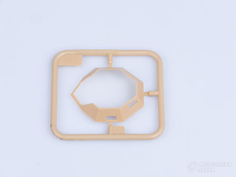 Сборная модель бронеавтомобиль German Le.Pz.Sp.Wg Sd.Kfz.221 Leichter Panzerspahwagen-Early в масштабе 1:35 Hobby Boss Сборная модель бронеавтомобиль German Le.Pz.Sp.Wg Sd.Kfz.221 Leichter Panzerspahwagen-Early Hobby Boss