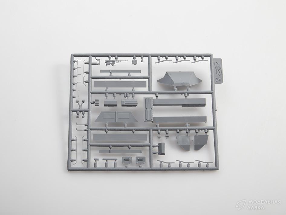 Сборная модель БТР-60П в масштабе 1:72 ICM Сборная модель БТР-60П ICM