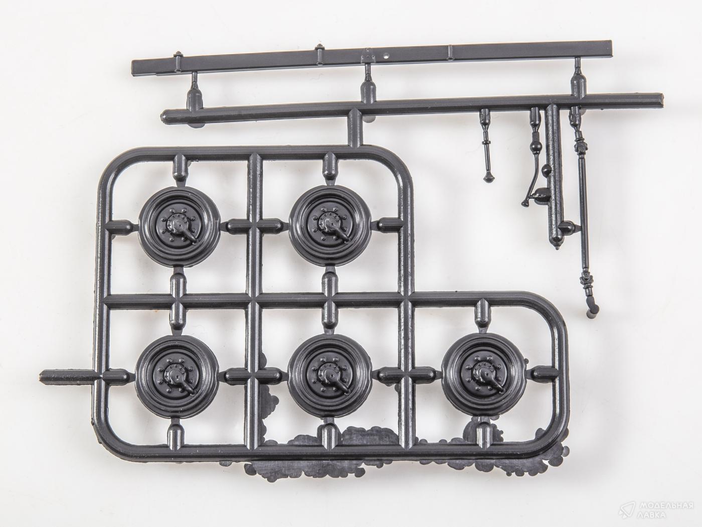 Сборная модель ДДА-3 (131) в масштабе 1:43 AVD Models Сборная модель ДДА-3 (131) AVD Models