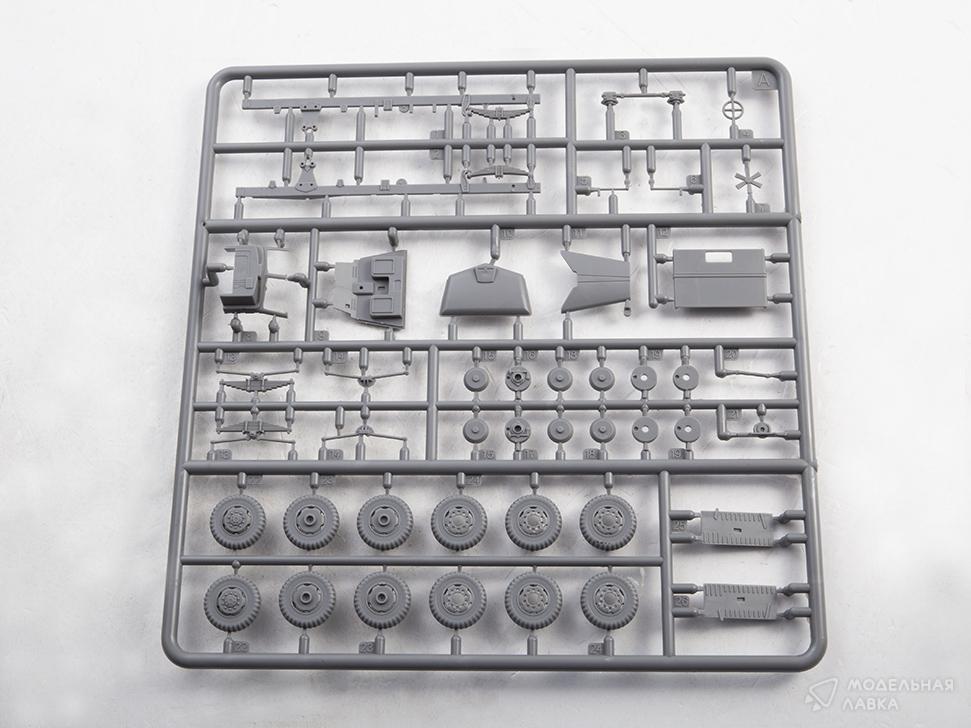 Сборная модель Diamond T 968A with asphalt tank в масштабе 1:72 IBG Models Сборная модель Diamond T 968A with asphalt tank IBG Models