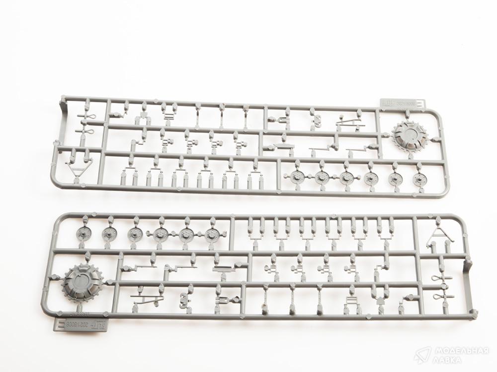 Сборная модель Ersatz M7 2 in 1 в масштабе 1:35 TAKOM Сборная модель Ersatz M7 2 in 1 TAKOM