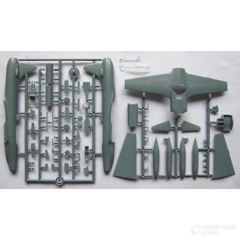 Сборная модель F-94B Starfire в масштабе 1:72 Sword Сборная модель F-94B Starfire Sword
