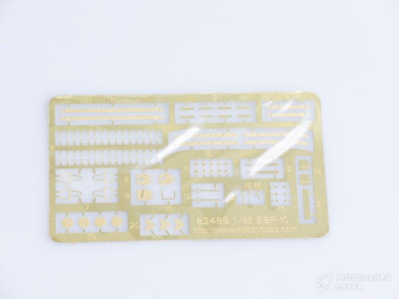 Сборная модель French EBR-11 Wheeled Reconnaissance Vehicle в масштабе 1:35 Hobby Boss Сборная модель French EBR-11 Wheeled Reconnaissance Vehicle Hobby Boss