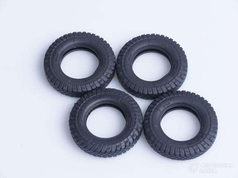 Сборная модель French EBR-11 Wheeled Reconnaissance Vehicle в масштабе 1:35 Hobby Boss Сборная модель French EBR-11 Wheeled Reconnaissance Vehicle Hobby Boss