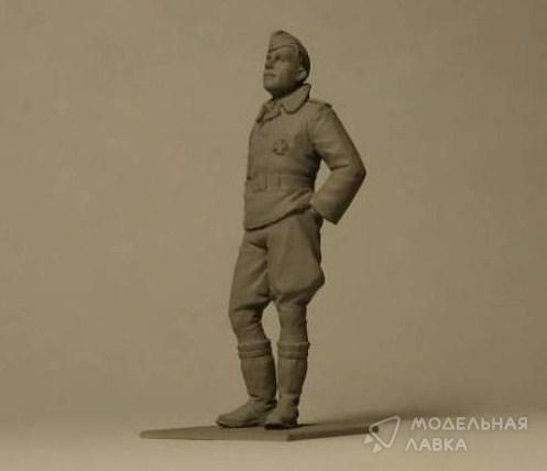 German Luftwaffe Pilots (1939-1945) (3 figures) ICM German Luftwaffe Pilots (1939-1945) (3 figures) ICM