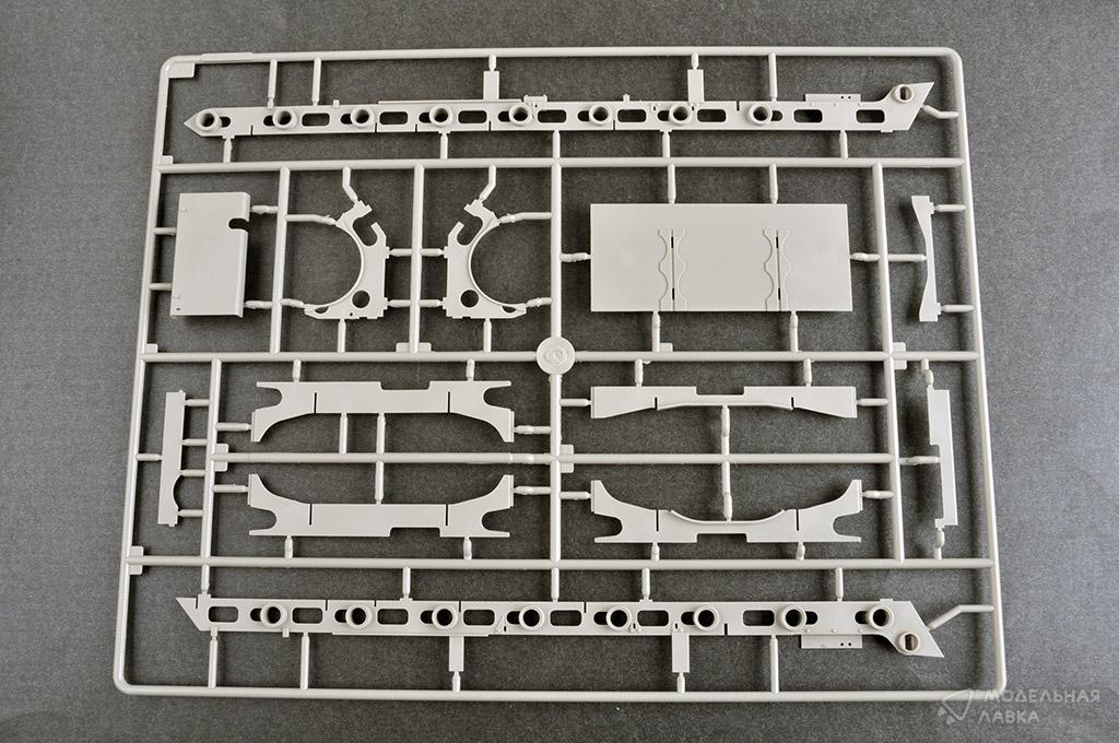 Сборная модель German Sd.Kfz 173 Jagdpanther Early Version в масштабе 1:16 Trumpeter Сборная модель German Sd.Kfz 173 Jagdpanther Early Version Trumpeter
