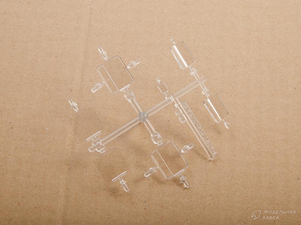 Сборная модель IKARUS-620 седельный тягач в масштабе 1:43 AVD Models Сборная модель IKARUS-620 седельный тягач AVD Models