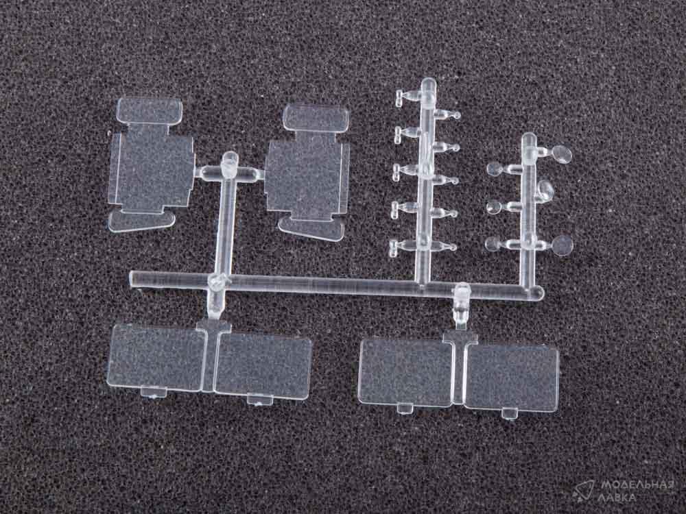 Сборная модель к-701 в масштабе 1:43 AVD Models Сборная модель к-701 AVD Models