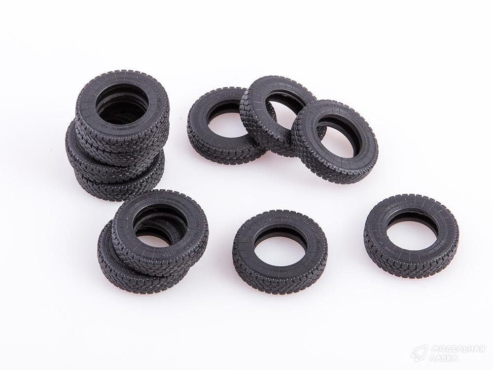 Сборная модель КАМАЗ-2Э5410 в масштабе 1:43 AVD Models Сборная модель КАМАЗ-2Э5410 AVD Models