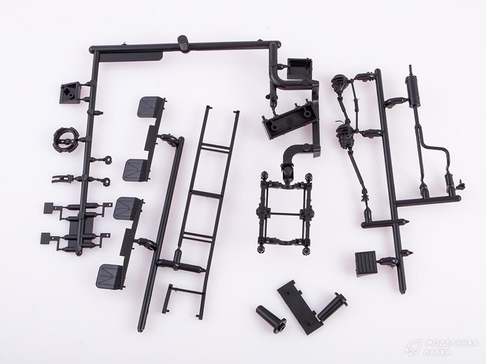 Сборная модель КАМАЗ-Э5320 в масштабе 1:43 AVD Models Сборная модель КАМАЗ-Э5320 AVD Models