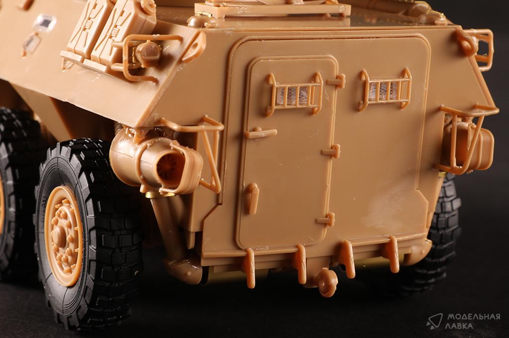 Сборная модель LAV300 90mm Cockerill Gun в масштабе 1:35 Hobby Boss Сборная модель LAV300 90mm Cockerill Gun Hobby Boss