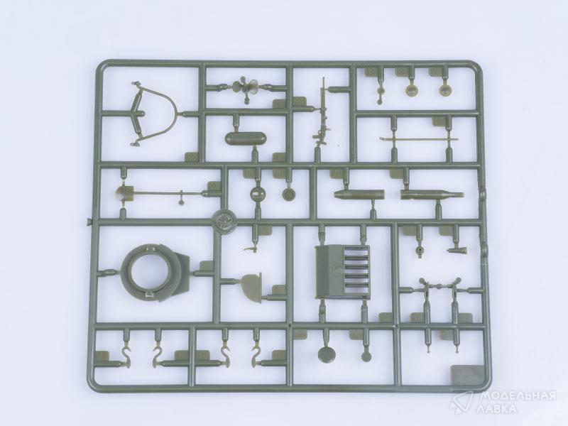 Сборная модель легкий танк Soviet T-37A Light Tank (Izhorsky) в масштабе 1:35 Hobby Boss Сборная модель легкий танк Soviet T-37A Light Tank (Izhorsky) Hobby Boss
