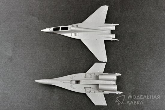 Сборная модель Mig-29UB Fulcrum-B в масштабе 1:72 Trumpeter Сборная модель Mig-29UB Fulcrum-B Trumpeter