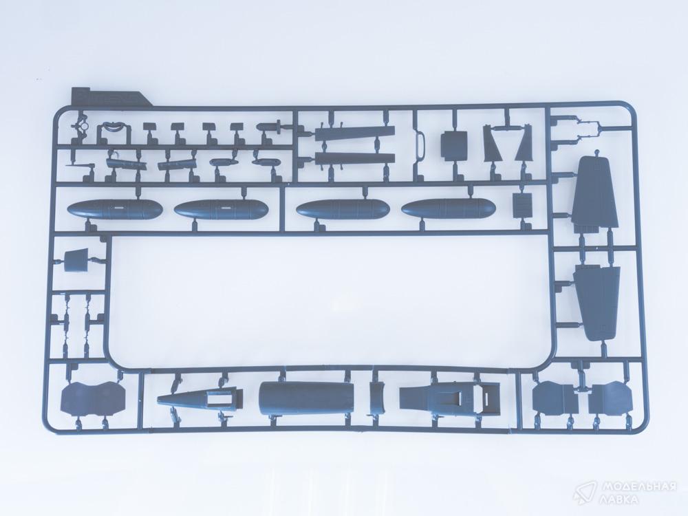 Сборная модель North American P-51D Mustang в масштабе 1:48 Meng Сборная модель North American P-51D Mustang Meng