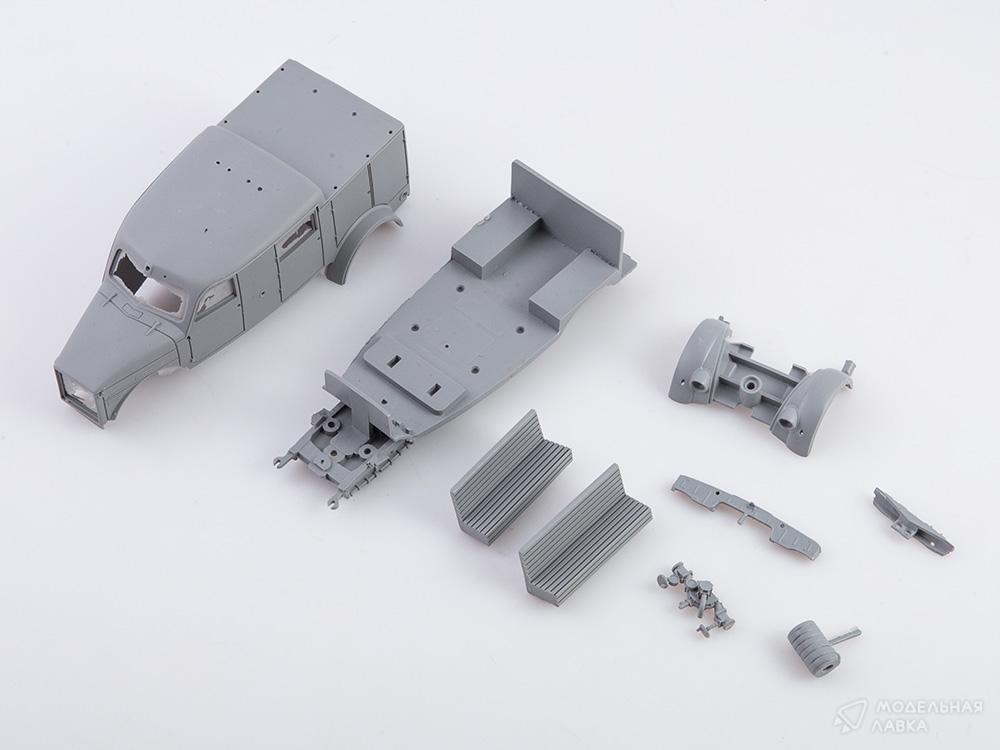 Сборная модель ПМГ-21(51) в масштабе 1:43 AVD Models Сборная модель ПМГ-21(51) AVD Models