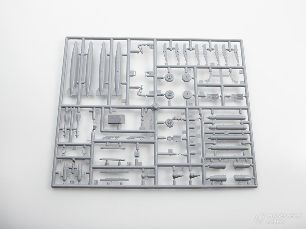Сборная модель российский истребитель танков Су-39 в масштабе 1:72 Звезда Сборная модель российский истребитель танков Су-39 Звезда