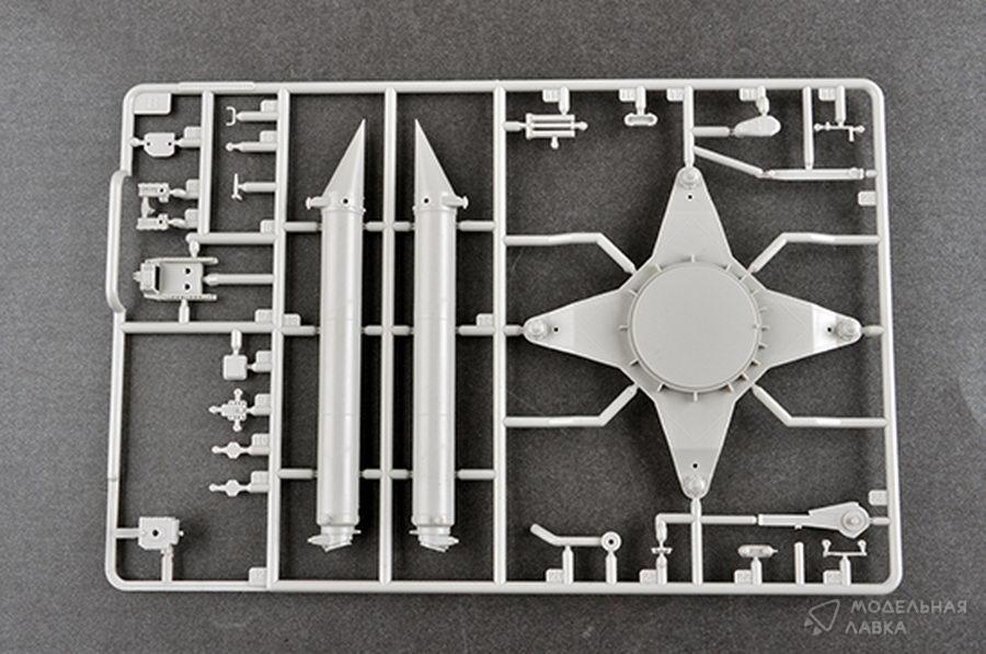 Сборная модель Russian 5V28 of 5P72 Launcher SAM-5 "Gammon" в масштабе 1:35 Trumpeter Сборная модель Russian 5V28 of 5P72 Launcher SAM-5 "Gammon" Trumpeter