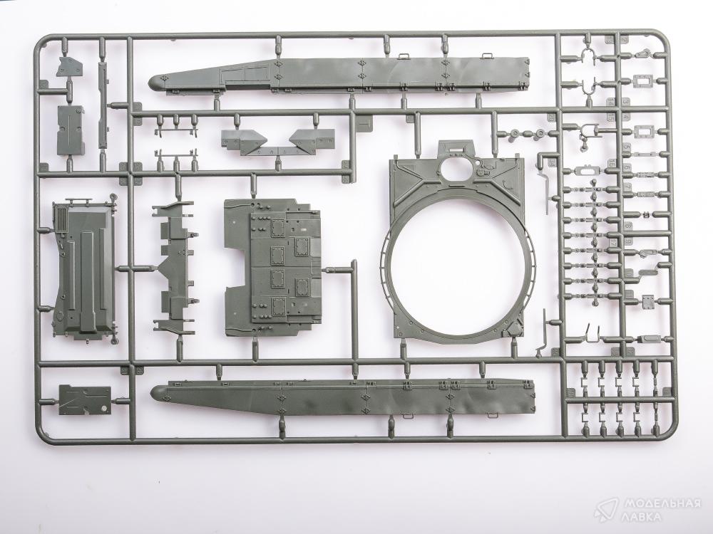 Сборная модель Russian MBT T-90A в масштабе 1:35 Amusing Hobby Сборная модель Russian MBT T-90A Amusing Hobby