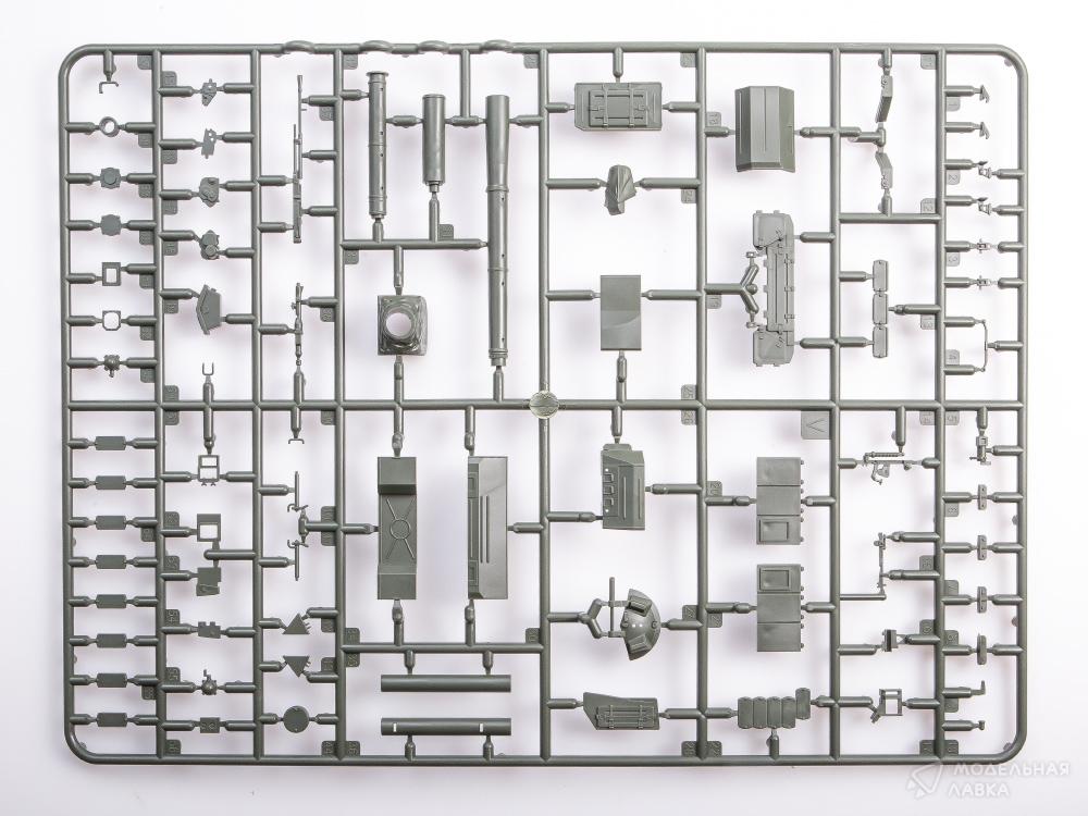 Сборная модель Russian MBT T-90A в масштабе 1:35 Amusing Hobby Сборная модель Russian MBT T-90A Amusing Hobby