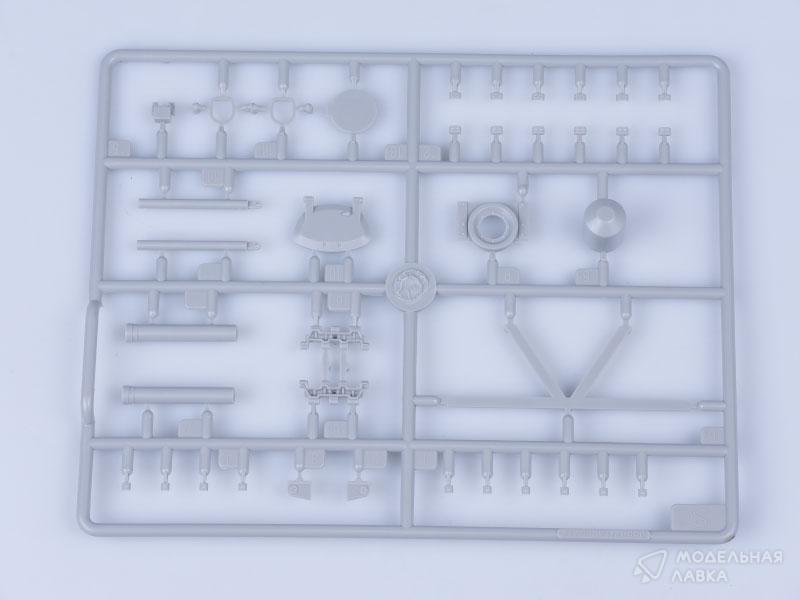 Сборная модель Russian TOS-1A Multiple Rocket Launcher в масштабе 1:35 Trumpeter Сборная модель Russian TOS-1A Multiple Rocket Launcher Trumpeter