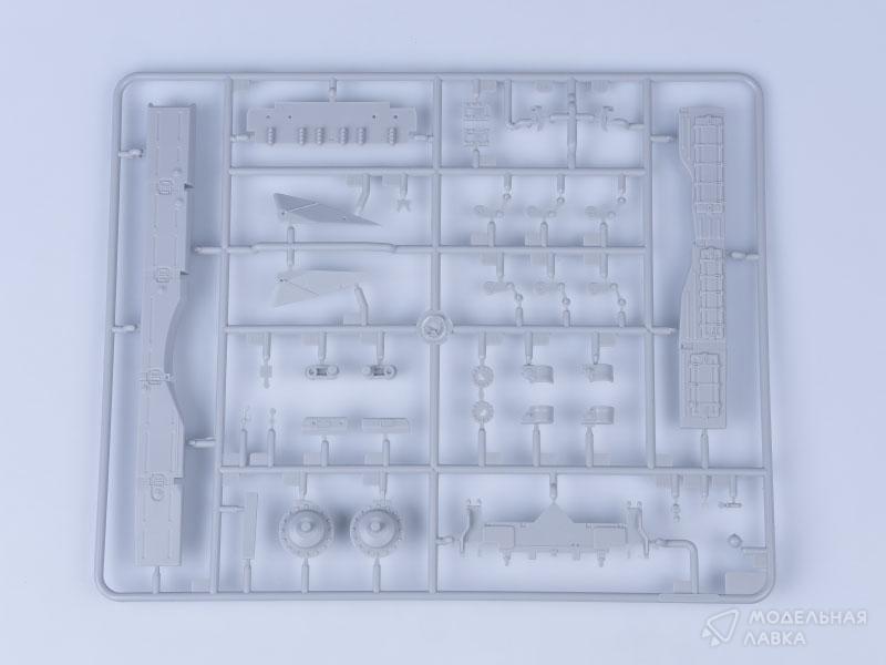 Сборная модель Russian TOS-1A Multiple Rocket Launcher в масштабе 1:35 Trumpeter Сборная модель Russian TOS-1A Multiple Rocket Launcher Trumpeter