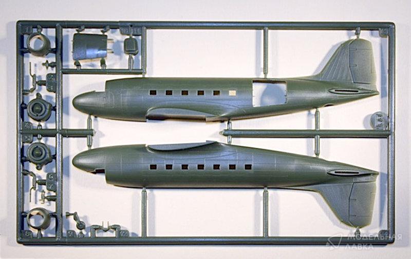 Сборная модель самолет Douglas C-47 Skytrain в масштабе 1:144 Roden Сборная модель самолет Douglas C-47 Skytrain Roden