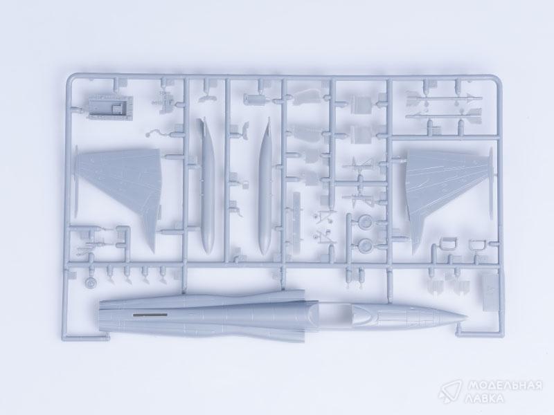 Сборная модель самолет F-5E (Tiger II) fighter в масштабе 1:72 Hobby Boss Сборная модель самолет F-5E (Tiger II) fighter Hobby Boss