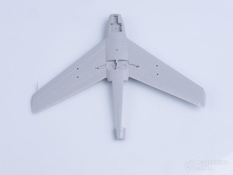 Сборная модель самолет F-86F-40"Sabre" в масштабе 1:72 Hobby Boss Сборная модель самолет F-86F-40"Sabre" Hobby Boss