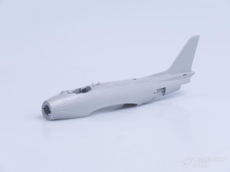 Сборная модель самолет F-86F-40"Sabre" в масштабе 1:72 Hobby Boss Сборная модель самолет F-86F-40"Sabre" Hobby Boss