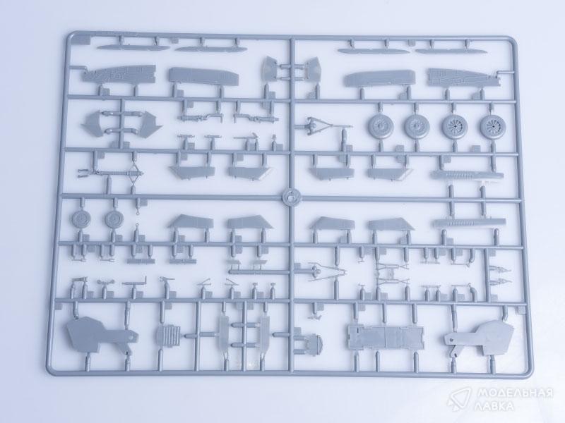 Сборная модель самолет F3H-2M Demon в масштабе 1:48 Hobby Boss Сборная модель самолет F3H-2M Demon Hobby Boss