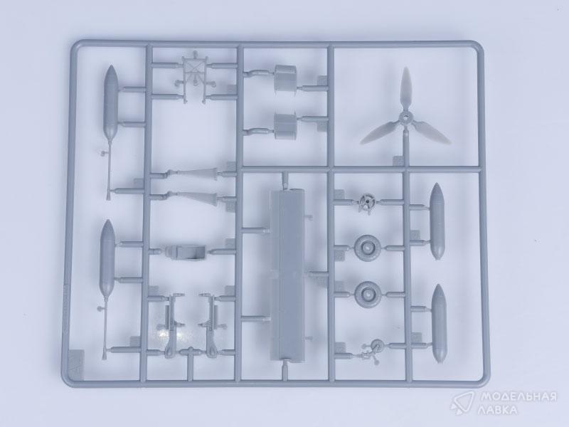 Сборная модель самолет Junkers Ju-87G-1 Stuka в масштабе 1:72 Hobby Boss Сборная модель самолет Junkers Ju-87G-1 Stuka Hobby Boss