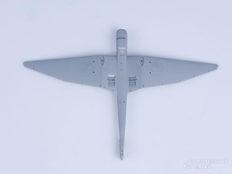 Сборная модель самолет Junkers Ju-87G-1 Stuka в масштабе 1:72 Hobby Boss Сборная модель самолет Junkers Ju-87G-1 Stuka Hobby Boss