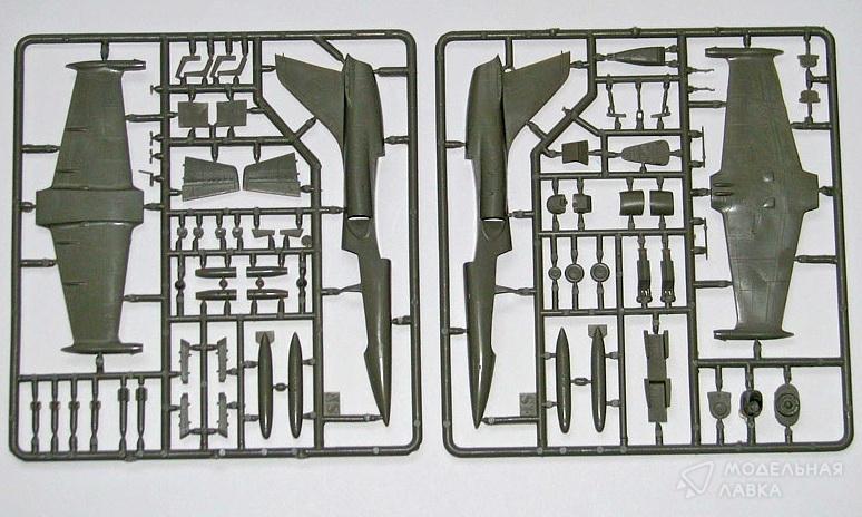 Сборная модель самолет Л-39 "Альбатрос" в масштабе 1:72 South Front Сборная модель самолет Л-39 "Альбатрос" South Front