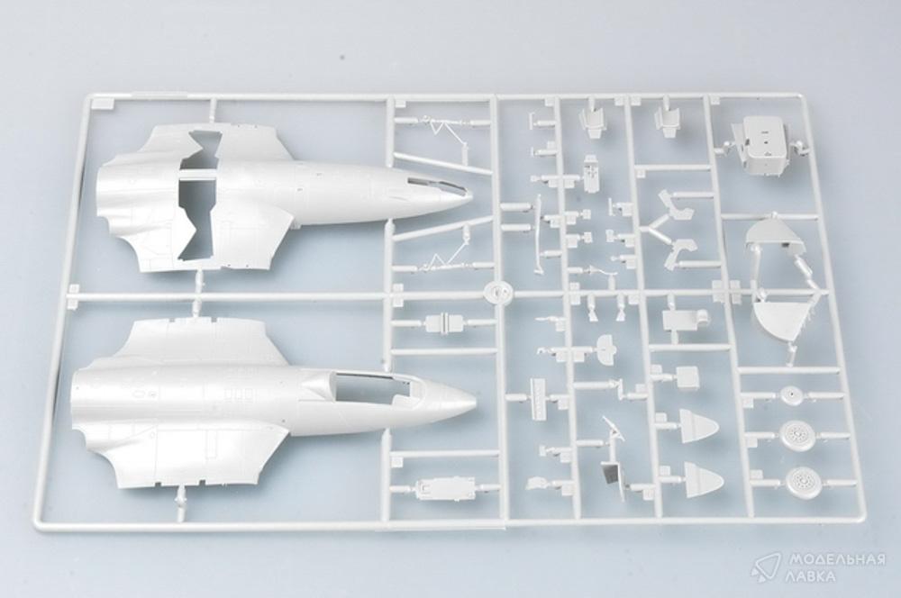 Сборная модель самолет Seahawk FGA.MK.6 в масштабе 1:48 Trumpeter Сборная модель самолет Seahawk FGA.MK.6 Trumpeter