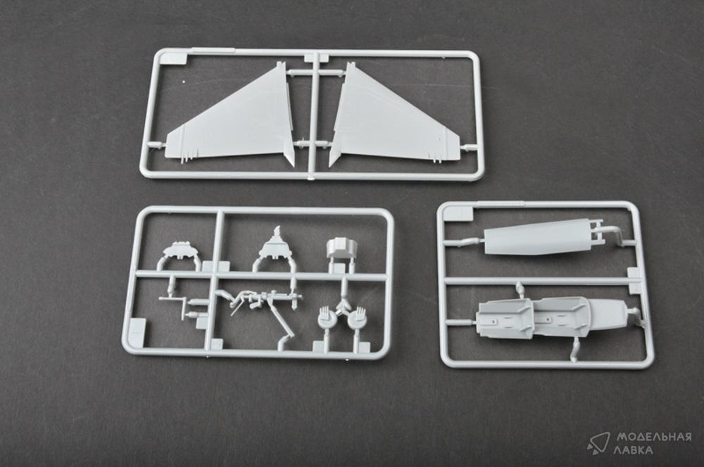 Сборная модель самолет СУ-30МКК (Flanker G) в масштабе 1:72 Trumpeter Сборная модель самолет СУ-30МКК (Flanker G) Trumpeter