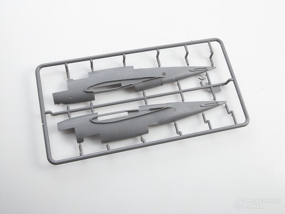 Сборная модель самолёт September Sky 1939 P.11a i PZL 37B Los (2 w 1) в масштабе 1:72 IBG Models Сборная модель самолёт September Sky 1939 P.11a i PZL 37B Los (2 w 1) IBG Models