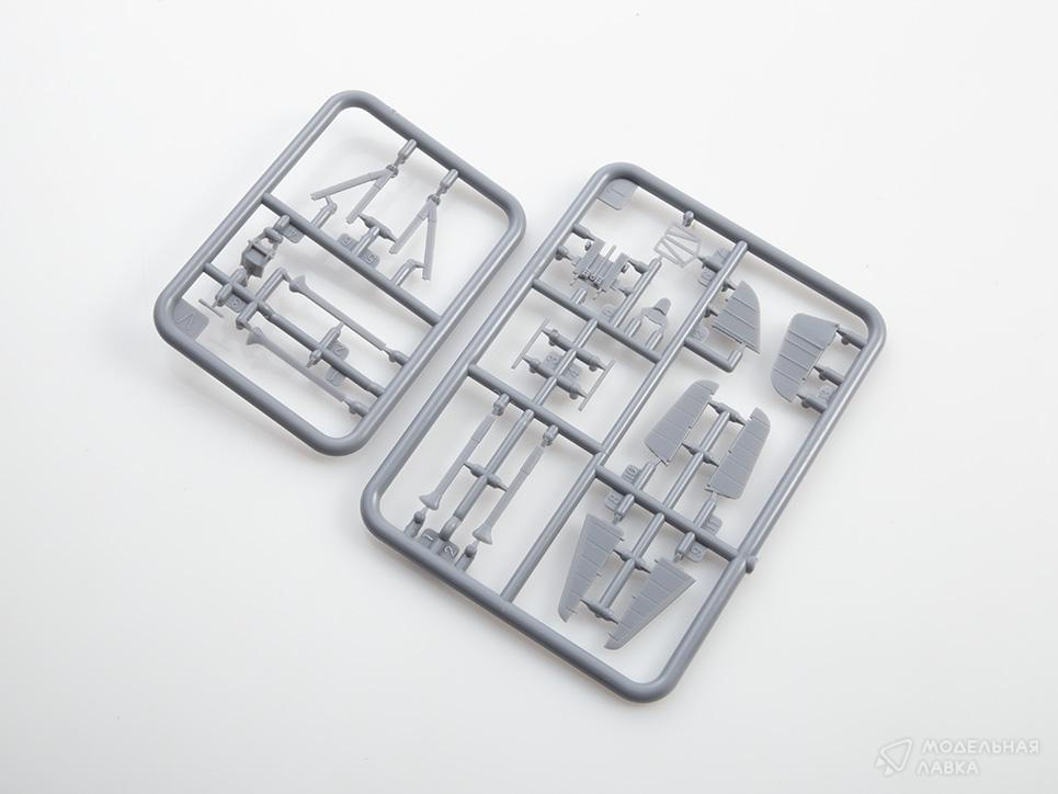 Сборная модель самолёт September Sky 1939 P.11a i PZL 37B Los (2 w 1) в масштабе 1:72 IBG Models Сборная модель самолёт September Sky 1939 P.11a i PZL 37B Los (2 w 1) IBG Models