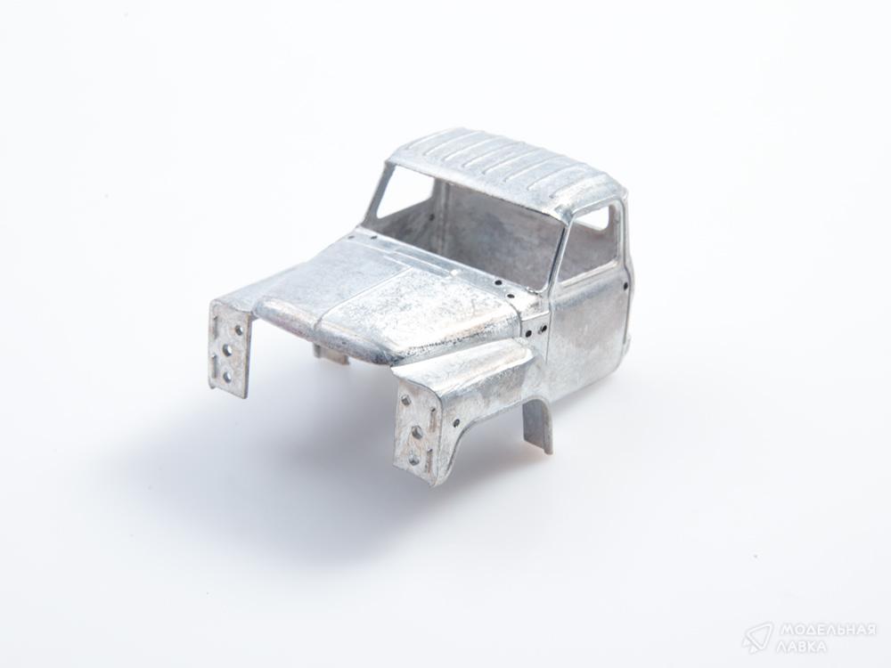 Сборная модель самосвал 3507 (53) в масштабе 1:43 AVD Models Сборная модель самосвал 3507 (53) AVD Models