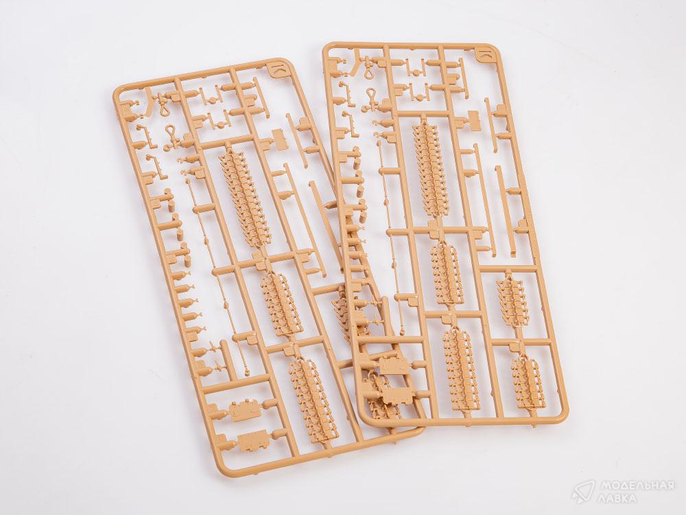 Сборная модель САУ StuH 42 & StuG.III Ausf.G в масштабе 1:35 Rye Field Models Сборная модель САУ StuH 42 & StuG.III Ausf.G Rye Field Models