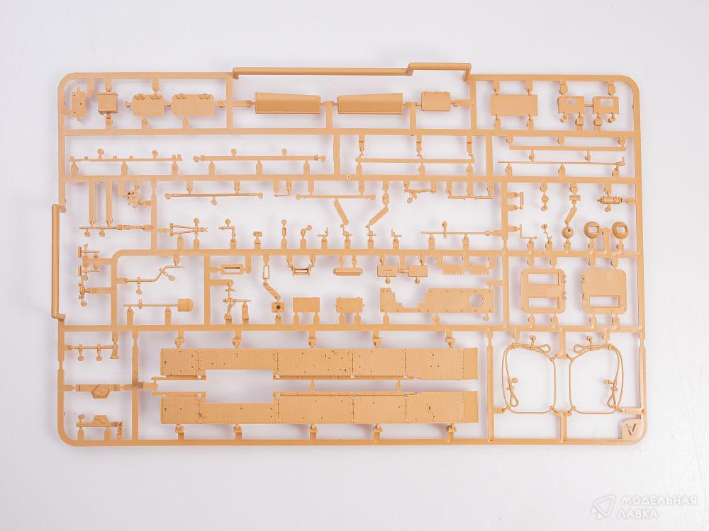 Сборная модель САУ StuH 42 & StuG.III Ausf.G в масштабе 1:35 Rye Field Models Сборная модель САУ StuH 42 & StuG.III Ausf.G Rye Field Models