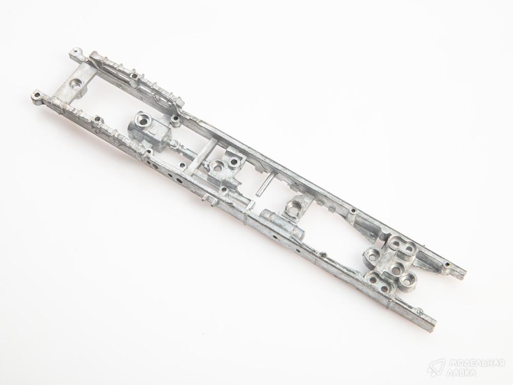 Сборная модель 4320 в масштабе 1:43 AVD Models Сборная модель 4320 AVD Models