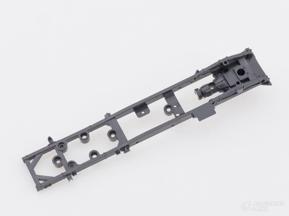 Сборная модель аэродромный пусковой агрегат АПА-50 (130) в масштабе 1:43 AVD Models Сборная модель аэродромный пусковой агрегат АПА-50 (130) AVD Models